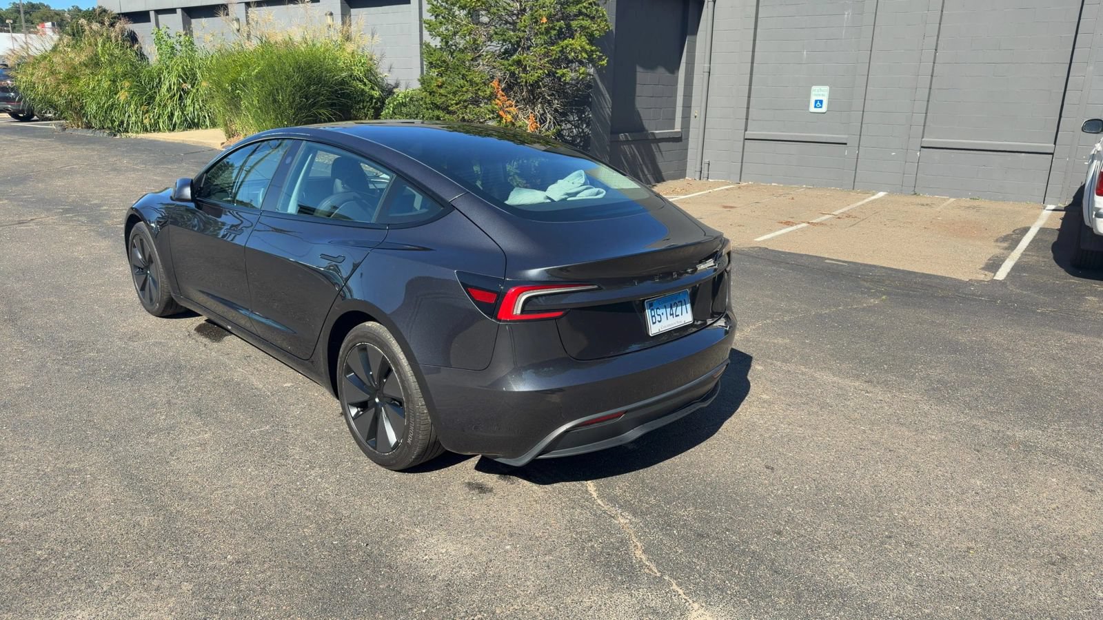 Used 2024 Tesla Model 3 Standard Range RWD image 7