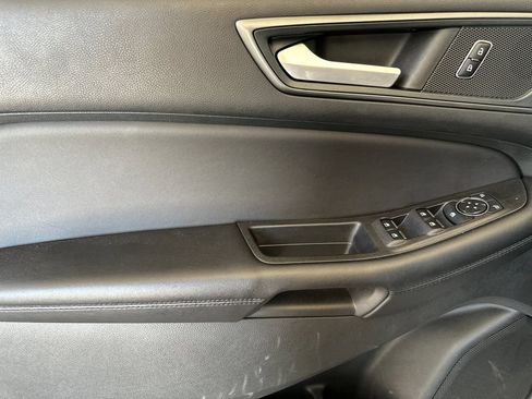Used 2024 Ford Edge SE AWD/4WD image 10
