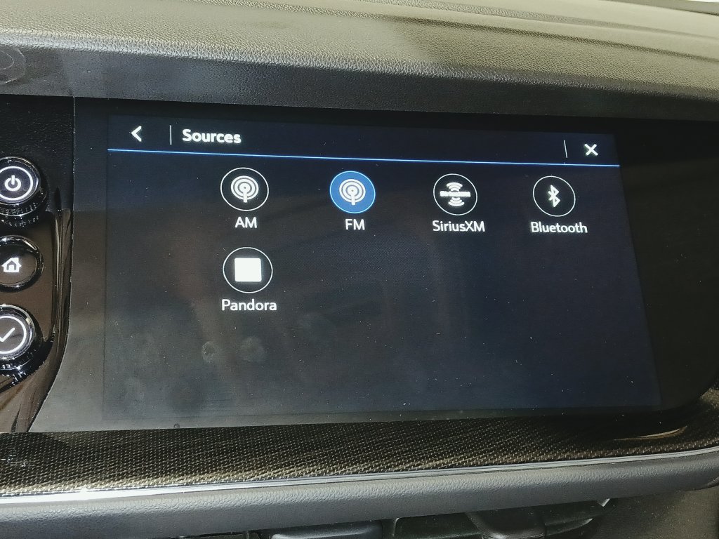 Certified 2022 Buick Envision Essence w/ Sport Touring Package FWD image 26