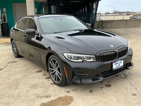 Used 2020 BMW 330i Sedan w/ Convenience Package image 9