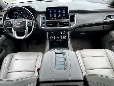 Used 2021 GMC Yukon SLT w/ SLT Premium Package image 23