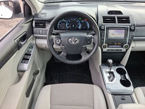 Used 2012 Toyota Camry XLE image 10