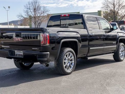 Used 2018 GMC Sierra 1500 Denali image 28