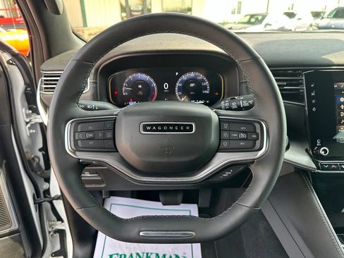 Used 2024 Jeep Wagoneer Series II AWD/4WD image 14