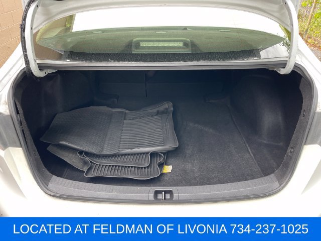 Used 2023 Toyota Corolla LE FWD image 22