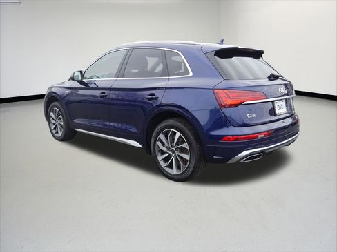 Certified 2023 Audi Q5 2.0T Premium w/ Convenience Package image 3