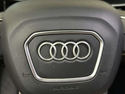Used 2023 Audi Q3 2.0T Premium w/ Convenience Package AWD/4WD image 15