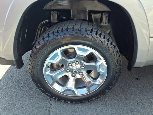 Used 2025 RAM 1500 Big Horn AWD/4WD image 25