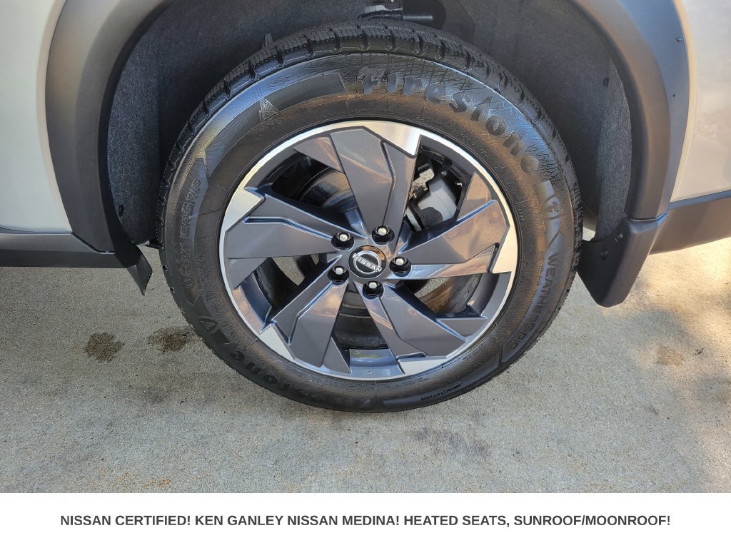 Certified 2024 Nissan Rogue SV w/ SV Premium Package AWD/4WD image 20