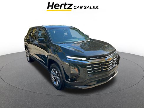 Used 2025 Chevrolet Equinox LT image 1