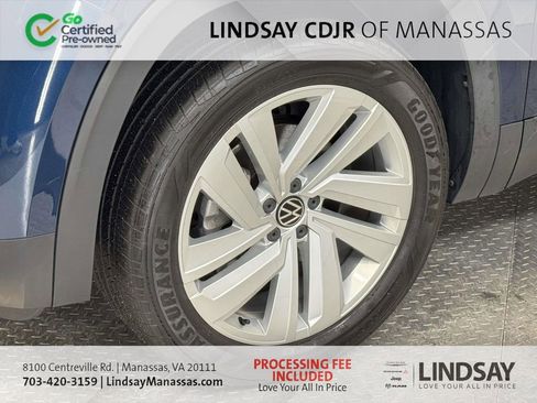 Used 2022 Volkswagen Atlas Cross Sport SE image 10