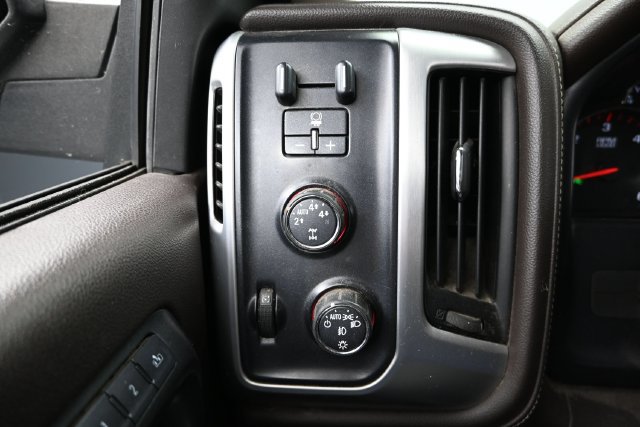 Used 2016 GMC Sierra 1500 SLT w/ SLT Premium Package AWD/4WD image 26
