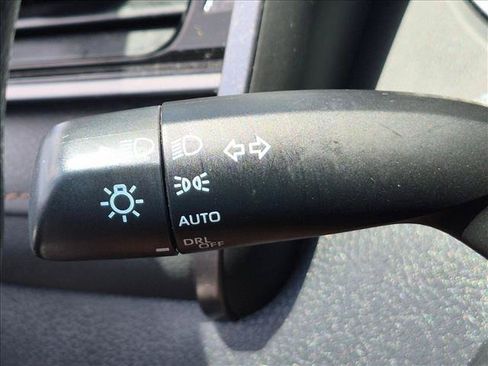 Used 2019 Toyota Camry LE FWD image 14