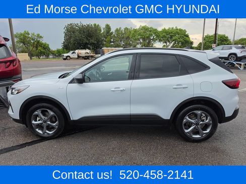 Used 2025 Ford Escape ST-Line AWD/4WD image 3