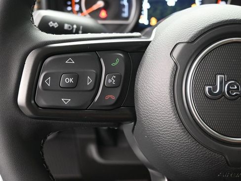 New 2026 Jeep Gladiator Mojave AWD/4WD image 7
