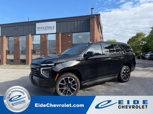 Used 2025 Chevrolet Tahoe RST AWD/4WD image 1