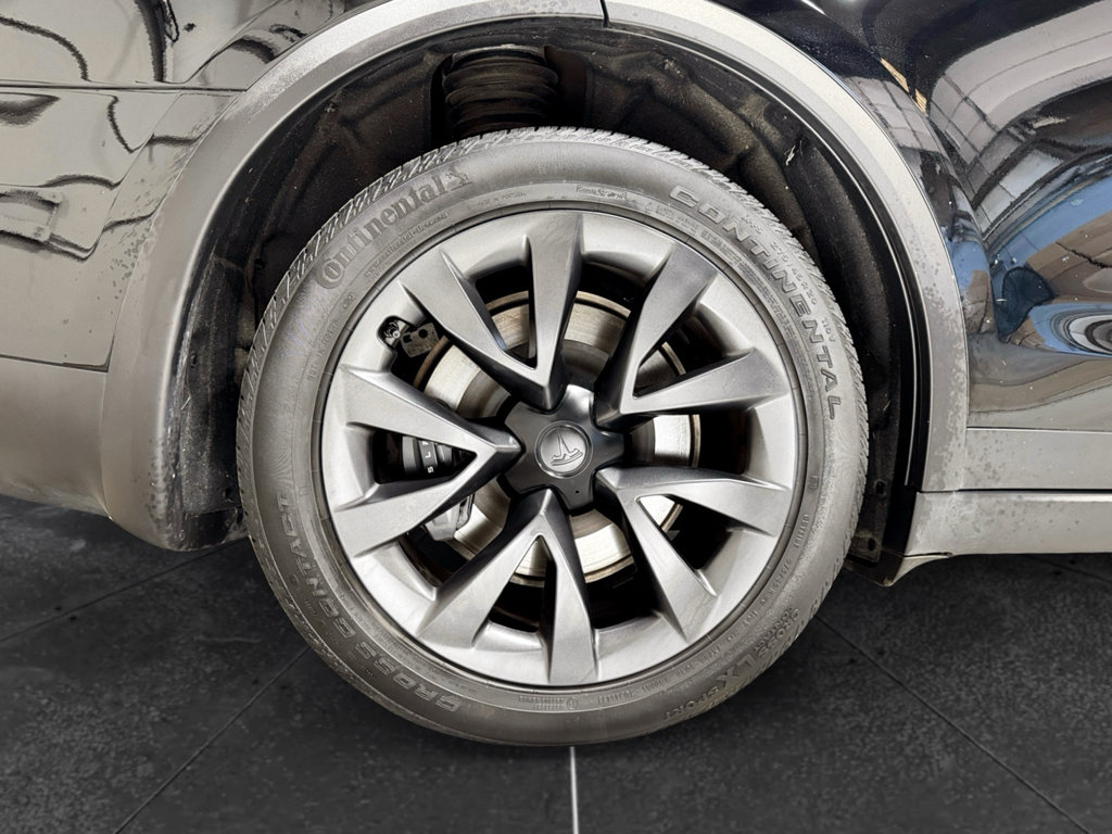 Used 2023 Tesla Model X AWD/4WD image 31
