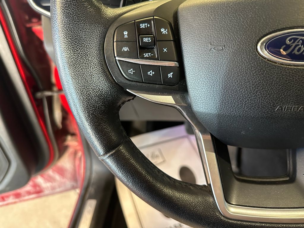 Used 2020 Ford Explorer Limited AWD/4WD image 10