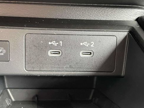 Used 2025 Nissan Kicks SR FWD image 28