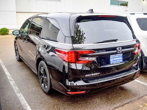 Used 2024 Honda Odyssey Sport image 18