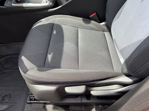 New 2026 Chevrolet Trax LS w/ LS Convenience Package FWD image 17