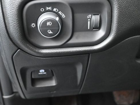 New 2026 RAM 1500 Express RWD image 21