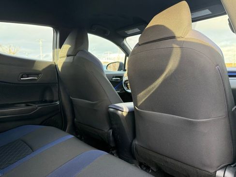 Certified 2022 Toyota C-HR XLE image 20