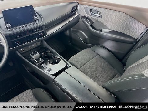 Certified 2023 Nissan Rogue SV image 21