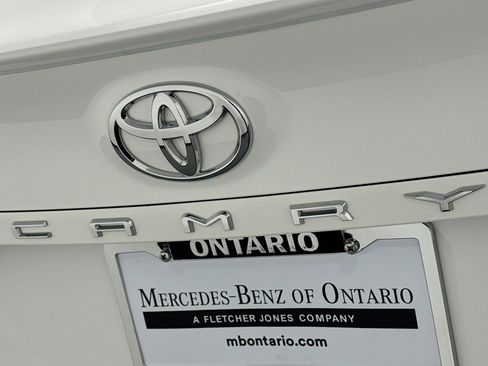 Used 2024 Toyota Camry SE FWD image 9