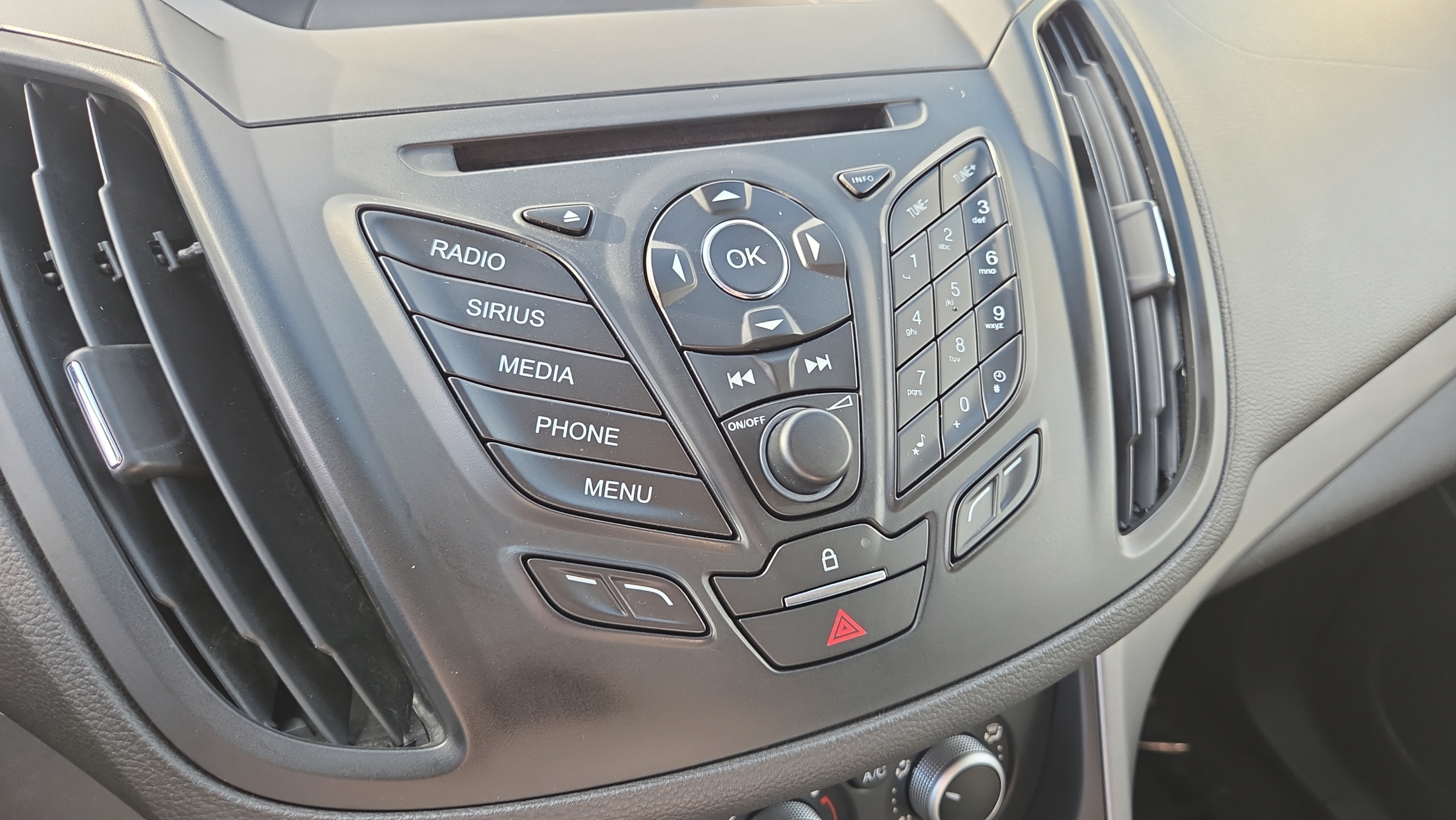Used 2013 Ford Escape SE AWD/4WD image 28