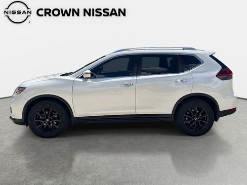 Certified 2020 Nissan Rogue SV FWD image 4