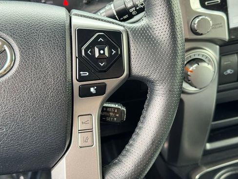 Used 2024 Toyota 4Runner SR5 Premium image 27