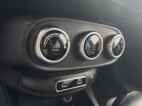 Used 2021 FIAT 500X Pop w/ Pop Value Package AWD/4WD image 30