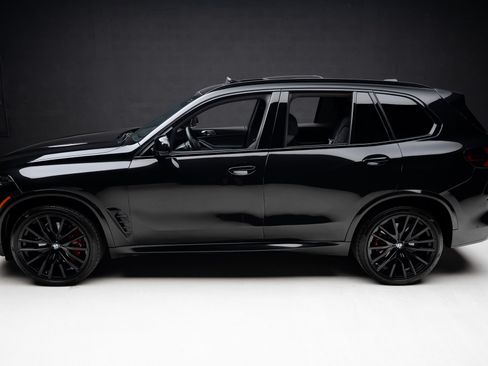 Used 2025 BMW X5 sDrive40i w/ M Sport Package RWD image 16
