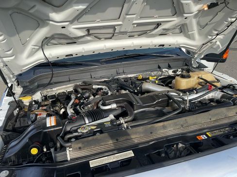 Used 2011 Ford F250 Lariat w/ Lariat Interior Pkg image 15