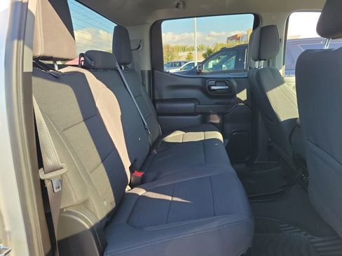 Used 2021 Chevrolet Silverado 1500 LT image 25