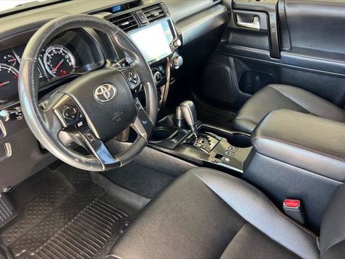Certified 2021 Toyota 4Runner Venture w/ Moonroof Package AWD/4WD image 11