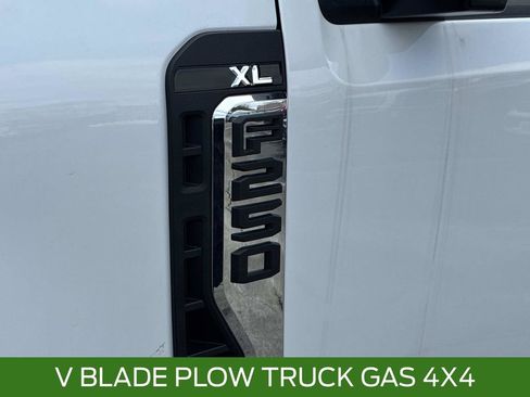 New 2026 Ford F250 XL w/ XL Chrome Package image 6