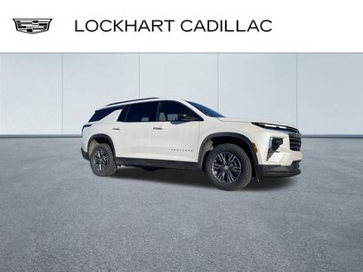 Used 2024 Chevrolet Traverse LT w/ Trailering Package