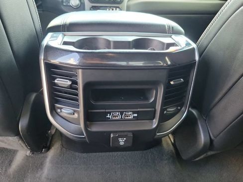 Used 2020 RAM 1500 Laramie w/ Sport Appearance Package AWD/4WD image 12