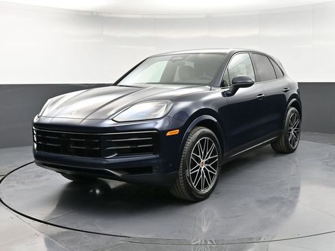 New 2026 Porsche Cayenne AWD/4WD image 1