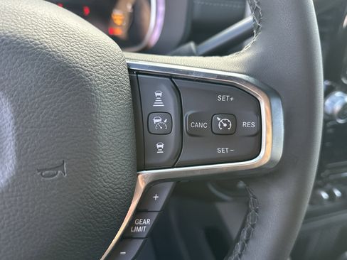 New 2026 RAM 2500 Laramie w/ Sport Appearance Package AWD/4WD image 20