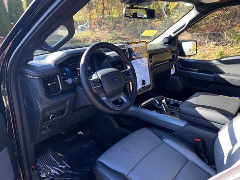 New 2025 Ford F150 Lightning Lariat image 22