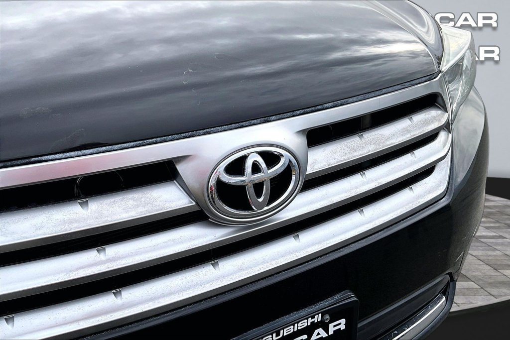 Used 2013 Toyota Highlander Limited AWD/4WD image 29