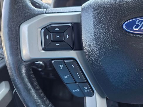 Used 2018 Ford F150 Lariat w/ Equipment Group 502A Luxury AWD/4WD image 18