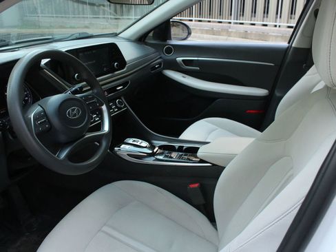 Used 2021 Hyundai Sonata SEL FWD image 13