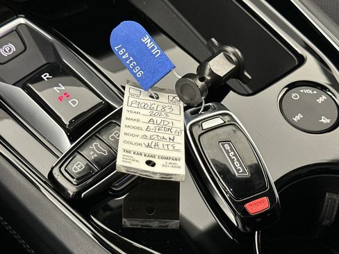 Used 2023 Audi e-tron GT Prestige w/ Prestige Package image 23