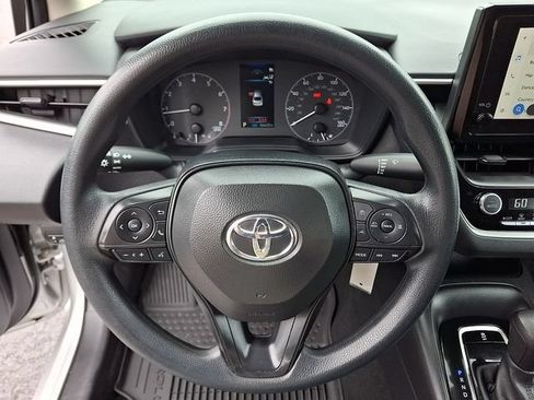 Used 2024 Toyota Corolla LE FWD image 19