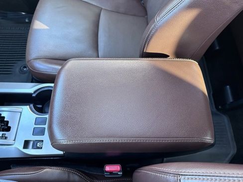 Used 2023 Toyota 4Runner Limited image 31