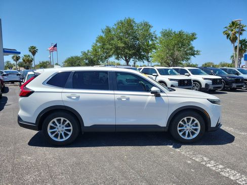 Used 2024 Honda CR-V EX-L image 5